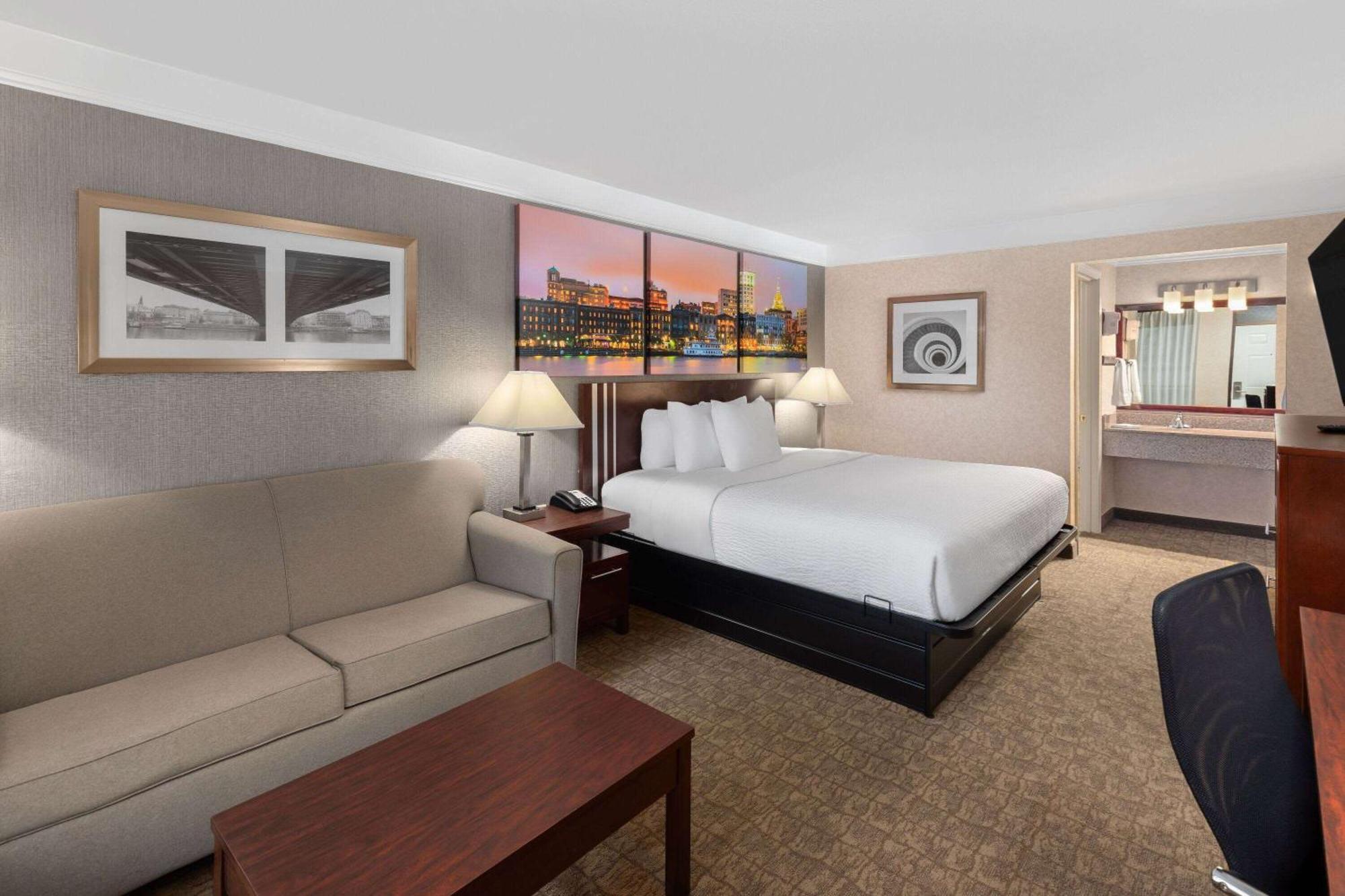 Days By Wyndham Kentucky Hotel